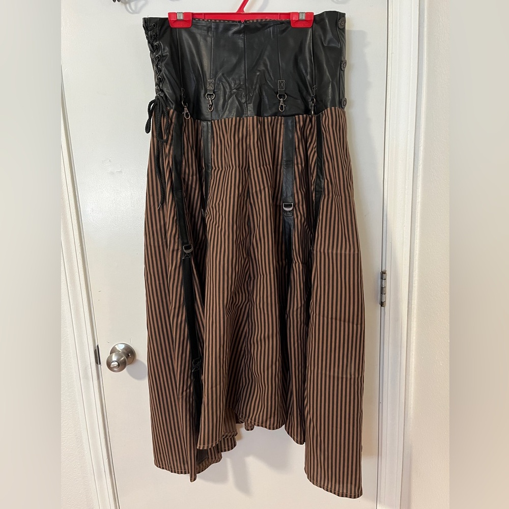 Super Cute Steampunk Style Skirt